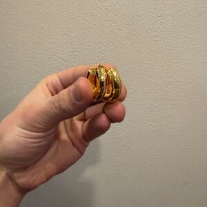 PANDORA Elegant Gold and crystal Hoop Earrings